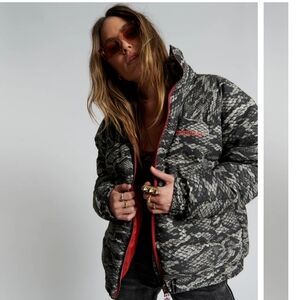 One Teaspoon Revolve Dirtee Love Snake Print Puffer Jacket Size L
